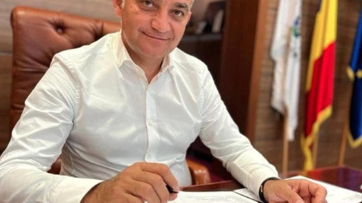 vlad-oprea_54793600