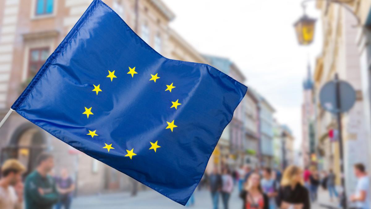 eu-flag-uniunea-europeana-steag_74780800