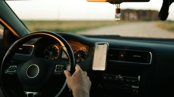 i am vazut in ultimul moment reflexul a fost sa accelerez ca sa scap titi aur faza neasteptata in trafic in ciuda experientei si prudentei video i am vazut in ultimul moment reflexul a fost sa accelerez ca sa scap titi aur faza neasteptata in trafic in ciuda experientei si prudentei video